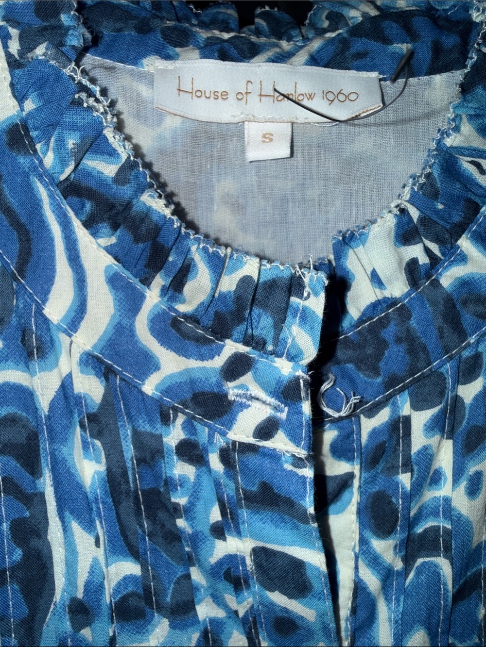 House of Harlow 1960 "Melba" ruffled mini dress size S NWOT missing a button - Picture 2 of 7